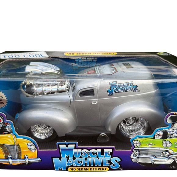 Muscle Machines 40 Sedan Delivery SEMA 2003 1:18 Scale Diecast Car In Box Silver - Picture 2 of 13